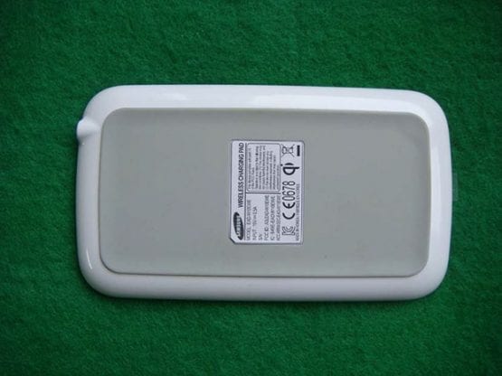 Samsung Galaxy S3 e Kablosuz Sarj Geliyor 03