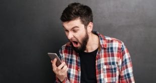 akıllı telefon neden yavaşlar, telefonum çok yavaş, telefon neden kasar, telefonum çok kasıyor, telefon kasma sorunu, telefonun zamanla yavaşlamasının nedeni